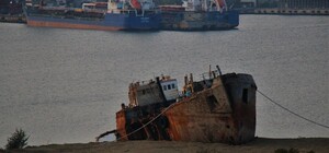 Жуткое зрелище: как сейчас выглядит танкер Delfi