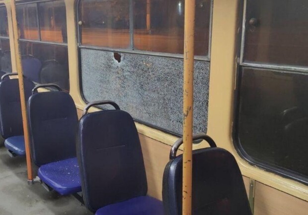 В Суворовском районе на маршрут не вышли несколько трамваев: им разбили стекла. Фото из открытых источников