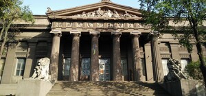 Секретный вход: в Национальном художественном музее нашли тайные двери