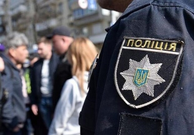 Не мог угомониться: в Одессе дебошир избил полицейского