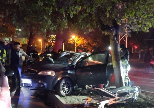 В Одессе произошло трагическое ДТП: есть погибшие и пострадавшие. Фото: патрульная полиция