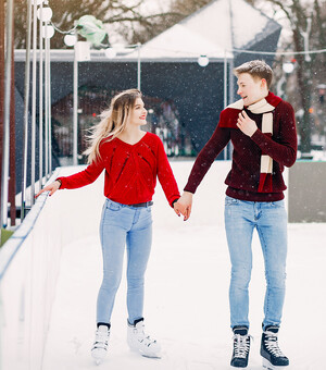 Какие катки уже открыты в Днепре: цены и график работы