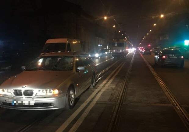 Перебегал в неположенном месте: на дороге в Одессе сбили человека. Фото: полиция