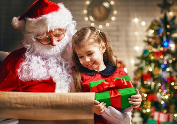 Получи ответ: во сколько одесситам обойдется заказ Деда Мороза и Снегурочки. Фото: pinterest