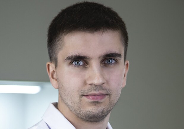 Выполнил больше 5000 операций: молодого врача из Одессы удостоили престижной премии - фото