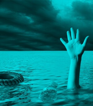 Сдай мусор - сходи в музей: в Киеве стартовал сбор бутылок для эко-перформанса в экстремальных условиях