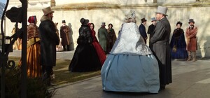 Кава з кардамоном: як у Жовкві знімали кіносеріал