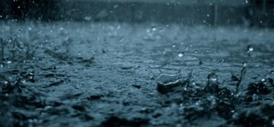 Берите туда зонтик: в Днепре затопило спорткомплекс ДНУ