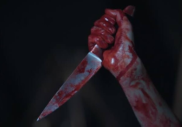 Зарезала ножом во время спора: в Одессе молодая женщина убила свою мать. Фото: freepik.com