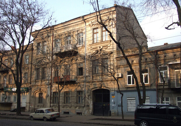 Почти за миллион долларов: в центре Одессы продают старинный дом. Фото: Antique