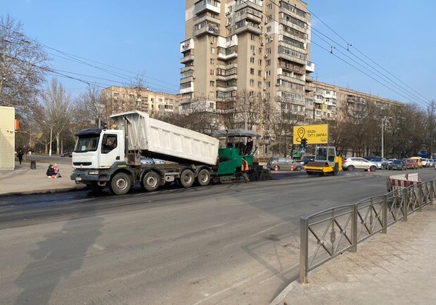 Смотри адреса: в Одессе начался масштабный ремонт дорог. Фото: городской совет
