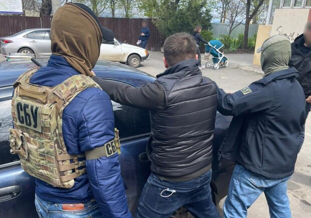 В Одессе чиновника Госпродпотребслужбы поймали на взятке. Фото: Нацполиция
