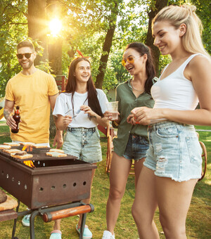 Майские праздники 2021: чем заняться на затяжных выходных в Днепре