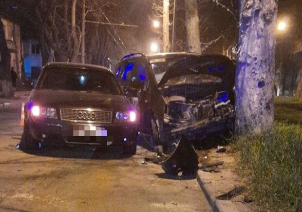 В Одессе пьяный водитель устроил ДТП: есть пострадавшие. Фото: патрульная полиция