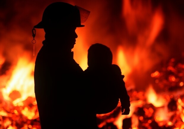 Отравились продуктами горения: на пожаре в Одесской области пострадали два мальчика. Фото из открытых источников