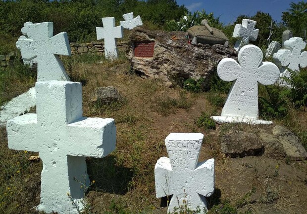 Старейшее одесское казацкое кладбище получило охранный статус. Фото автора