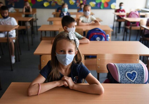 Будут ли продлевать учебный год в одесских школах