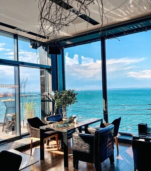 Кафе и рестораны в Одессе с красивым видом на море: часть первая