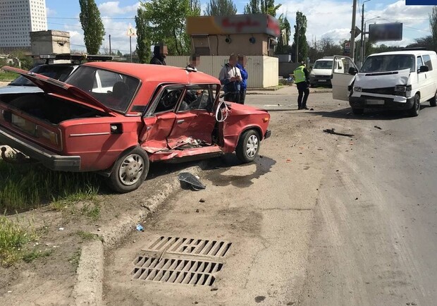 В Лузановке столкнулись две машины. Фото: Патрульная полиция
