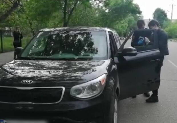 Вспылили из-за "подрезанного" авто: копы задержали стрелка с Молдованки. Фото: Национальная полиция