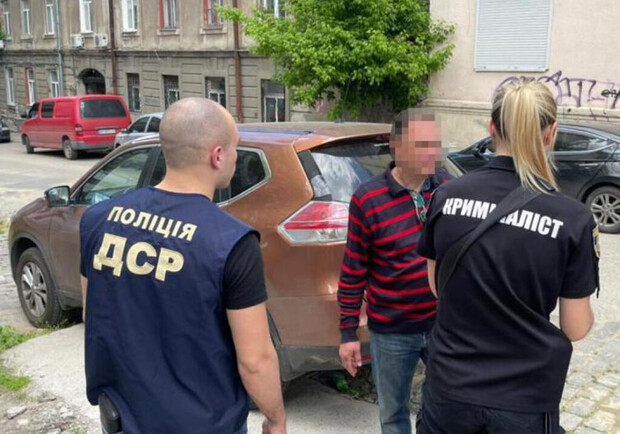 В Одессе глава коммунального предприятия попался на взятке. Фото: Нацполиция