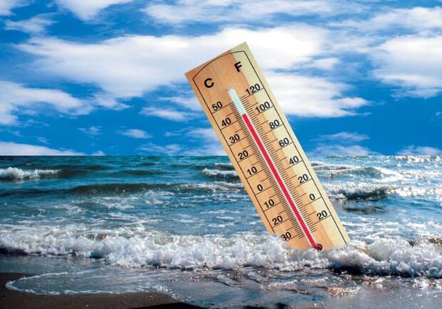 Получи ответ: при какой температуре моря в Одессе комфортно купаться - фото