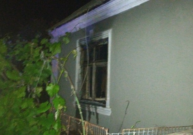 Под Одессой горел частный дом. Фото: ГСЧС