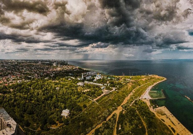 Прогнозируют ливень и град: сегодня в Одессе объявили первый уровень опасности. Фото: Anufriev Ivan