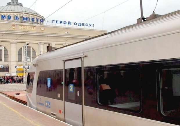 Через Затоку: из Одессы добавили скоростные электрички в Белгород-Днестровский. Фото: grad.ua