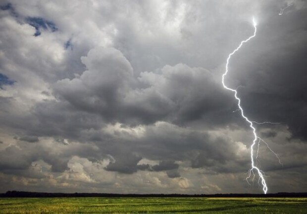 Со штормовым: какая погода будет в Одессе и области сегодня - фото