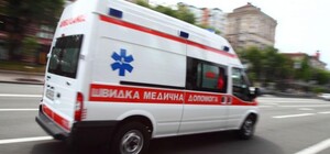 Из-за ссоры с парнем: на Воскресенке девушка выпрыгнула из окна 