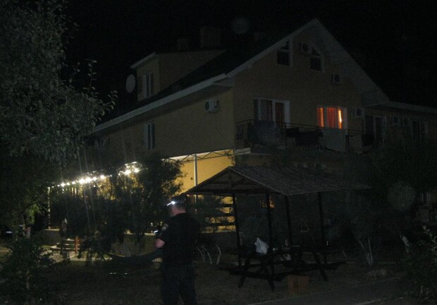 Месть за шумную ночь: в Затоке "заминировали" базу отдыха. Фото: Национальная полиция