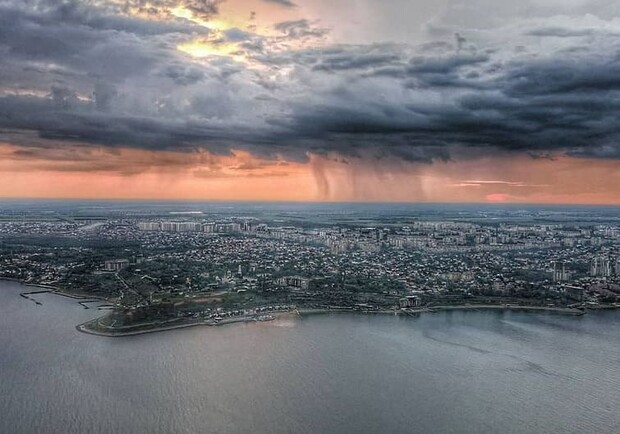 Захвати зонт и толстовку: какая погода будет в Одессе сегодня. Фото: nstagram.com/_partyzan_