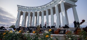 Атмосфера летней Одессы: у Воронцовской колоннады состоялся грандиозный open-air