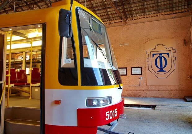 До следующего лета: в Одессе перестали курсировать сезонные трамвай и троллейбус
