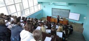 В Мечникова рухнула часть потолка: в университете говорят, что это было не на паре (обновлено)