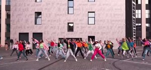 Под песню MONATIK: в Днепре установили танцевальный рекорд Украины