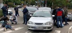 Похищали и пытали людей: в Южном ликвидировали преступную группировку