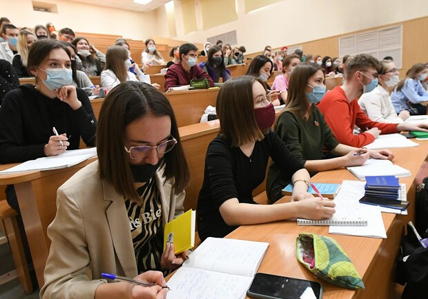 Постепенно: студентам одесских общежитий придется вакцинироваться