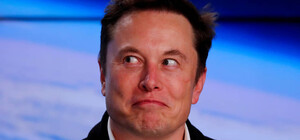 Рассмотри поближе: в Одессе заметили яркий спорткар за восемь миллионов