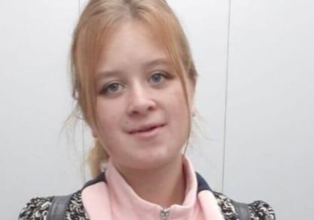 Уехала в Беляевку и пропала: в Одесской области ищут 15-летнюю девушку. Фото полиции