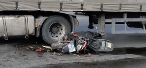 Попал под колеса: в Днепре скутерист 