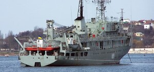 Возле острова Змеиного потерпело крушение судно: его буксируют в Одессу