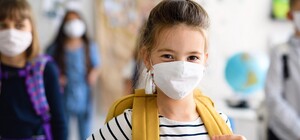 Из-за карантина: школьники Запорожья уходят на досрочные каникулы