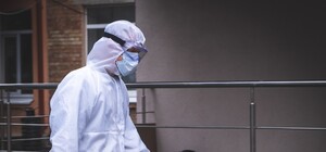 Вместо двадцати тонн – шесть: почему в одесских больницах закончился кислород