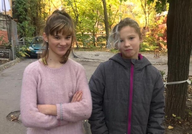 Помогите найти: в Одессе из детского дома сбежали две сестры. Фото: Национальная полиция
