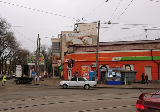 Магазин Eva на улице Дальницкой, в котором произошел скандал. Фото: ecog.odessa.ua