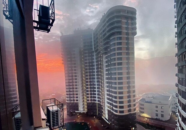 Как в фильме ужасов: Одессу накрыл густой туман. Фото: instagram.com/kathrynn_katt