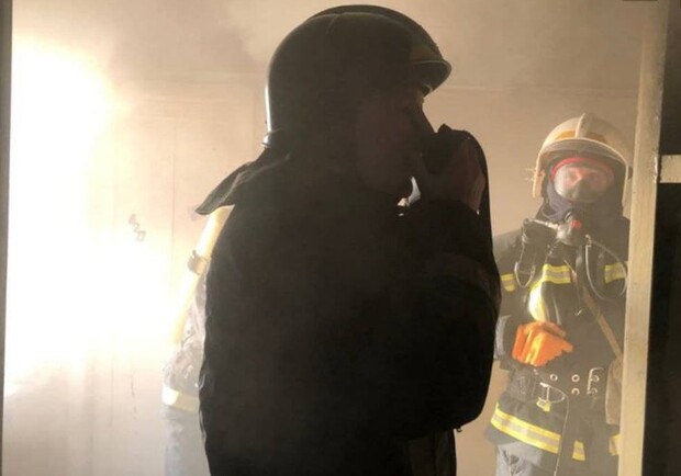  В горевшем 10 ноября общежитии Одессы выявлены нарушения пожарной безопасности. Фото: od.dsns.gov.ua