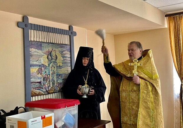 В Одессе открыли пункт вакцинации при монастыре: на очереди – Кирха. Фото: facebook.com/oblzdravOD